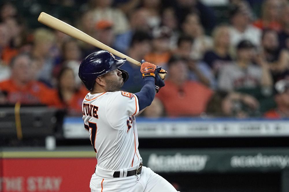 José Altuve será evaluado tras salir lesionado ante Rangers